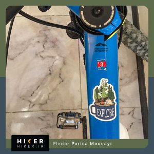 استیکر هایکر روی دوچرخه