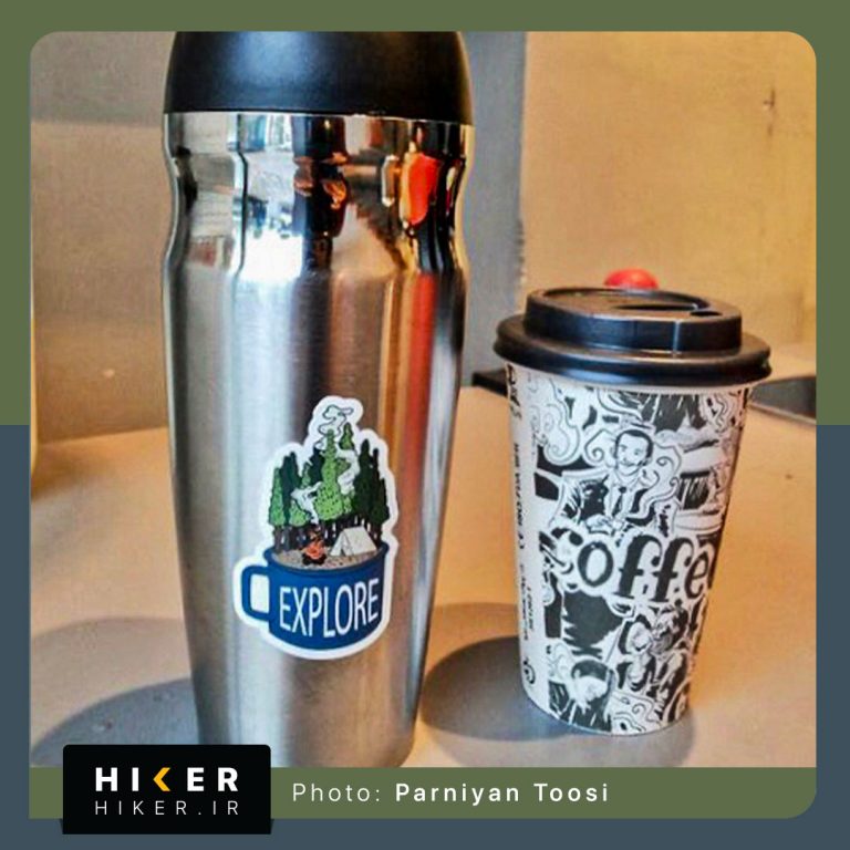 استیکر هایکر روی فلاسک