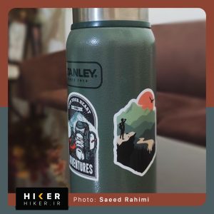 استیکر هایکر روی فلاسک