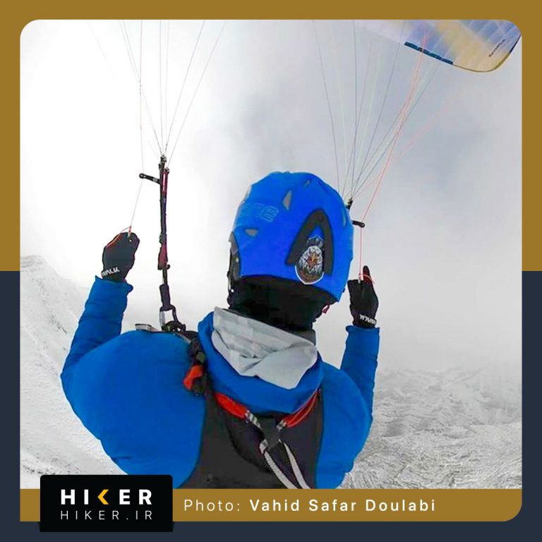 استیکر عقاب در کوهستان هایکر روی کلاه