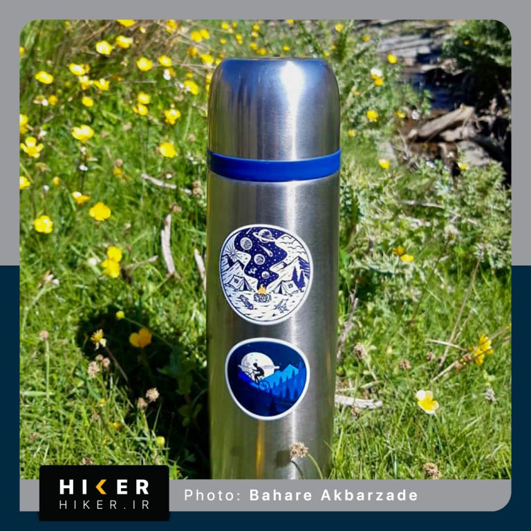 استیکر هایکر روی فلاسک