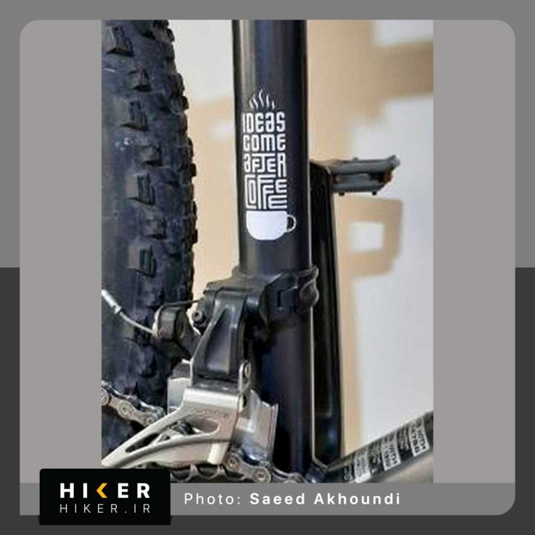استیکر هایکر روی دوچرخه