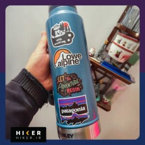 استیکر برند پاتاگونیا روی فلاسک استنلی