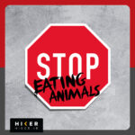 استیکر ضد آب طرح تابلو ایست با متن " STOP استیکر ضد آب طرح تابلو ایست با متن “STOP EATING ANIMAL!” که به سبک گرافیتی روی آن نوشته شده است. مناسب دوستداران حیوانات