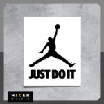 استیکر طرح حوردن جامپ‌من (Jordan Jumpman) و شعار "JUST DO IT" در پس‌زمینه سفید – مناسب برای طرفداران بسکتبال و سبک ورزشی