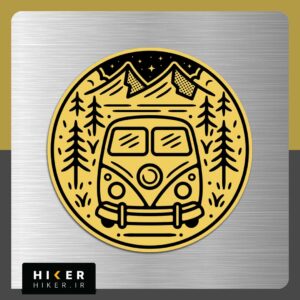 استیکر بزرگ با طرح ون کمپینگ در طبیعت با پس‌زمینه زرد و کوه و درخت مشکی – مناسب برای سفر و آفرود