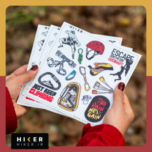 پکیج استیکر صخره‌نوردی و تجهیزات صعود؛ شامل برچسب‌های انگیزشی و ابزارآلات کوهنوردی در رنگ‌های متنوع.