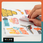 پکیج استیکر انگیزشی دویدن و ماراتن؛ شامل طرح‌های فانتزی کفش رانینگ، قمقمه فیروزه‌ای و شعارهای اختصاصی دوندگان و ورزشکاران استراوا.