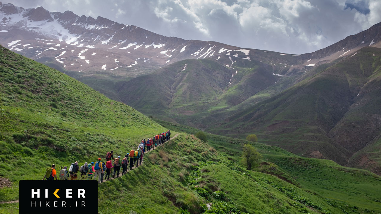 نمای قله پاشوره در لاریجان مازندران و مسیر صعود از دشت آزو